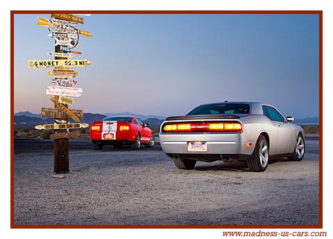 Dodge Challenger SRT-8 et Shelby GT500