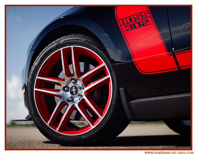 Ford Mustang Boss 302 Laguna Seca 2012