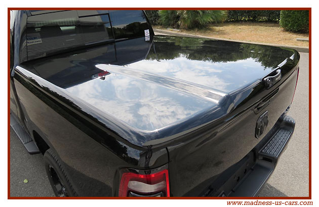 Tonneau Cover Undercover Elite LX