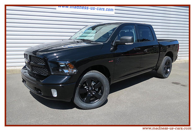 Dodge Ram 1500 Classic Black Madness 4x4 2022